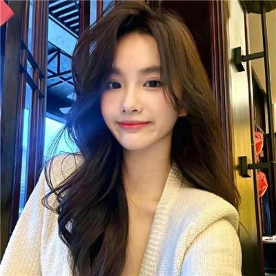 完蛋,醒来后我被美女包围了